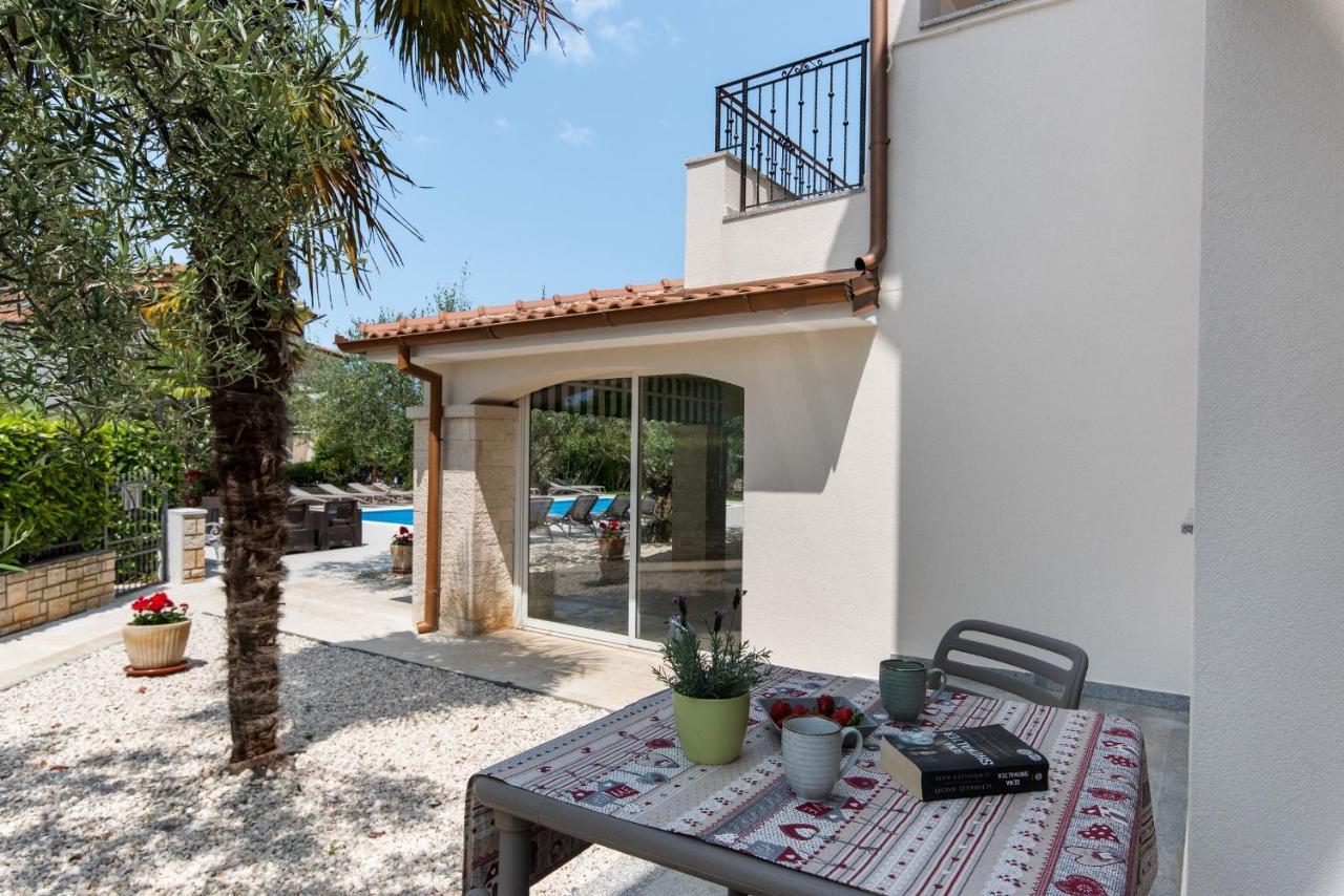 Villa Hope Apartments Poreč Exterior foto